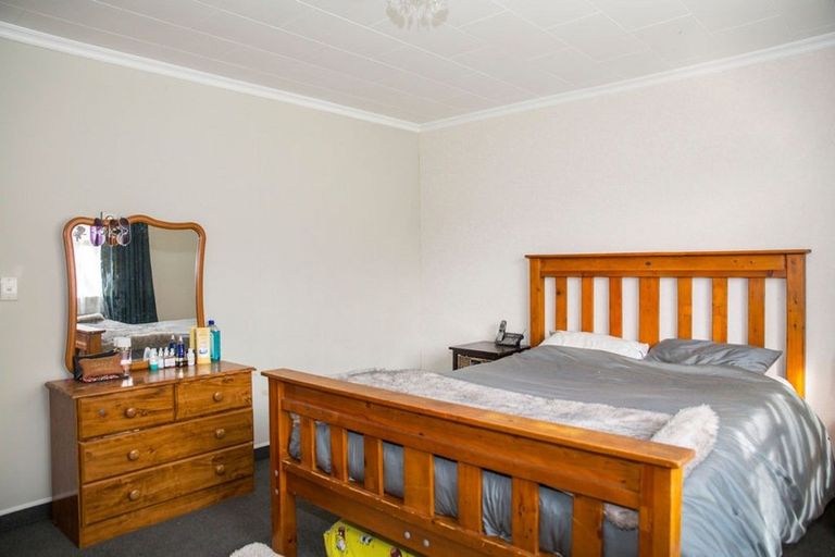 Photo of property in 14 Ries Street, Dannevirke, 4930