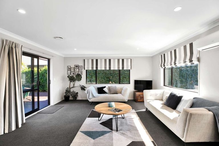 Photo of property in 39 Navy Loop, Rolleston, 7614