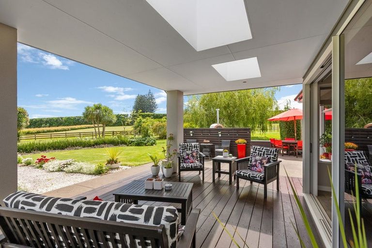 Photo of property in 139 Richmond Road, Brixton, New Plymouth, 4373