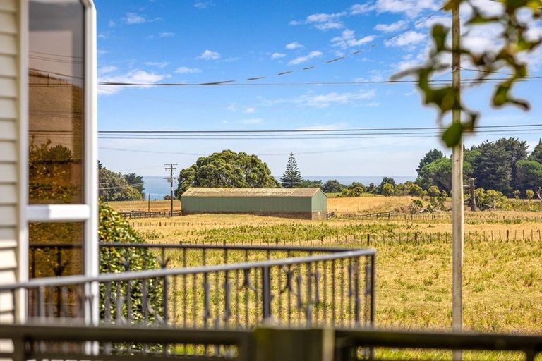 Photo of property in 45 Pohutukawa Place, Bell Block, New Plymouth, 4312