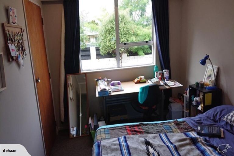 Photo of property in 6b Tulsa Grove, Totara Park, Upper Hutt, 5018