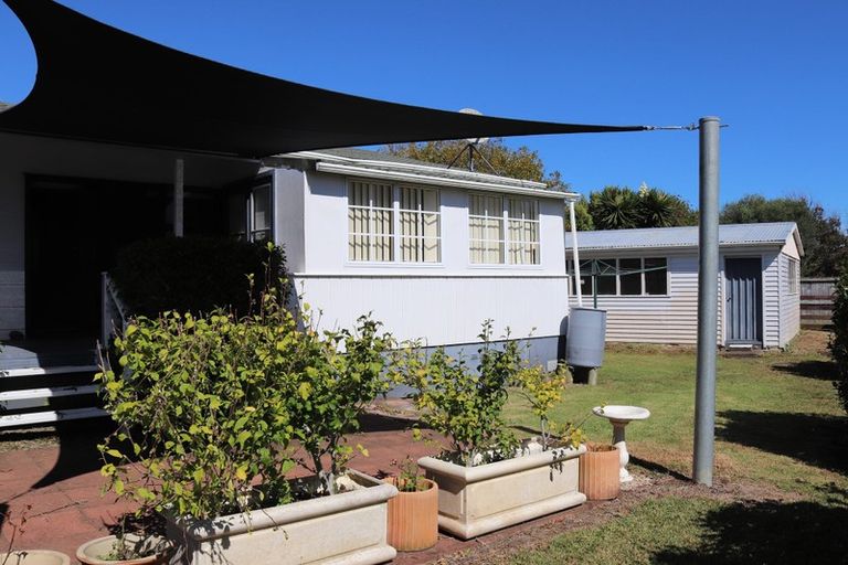 Photo of property in 7 Litchfield Place, Clarks Beach, 2122