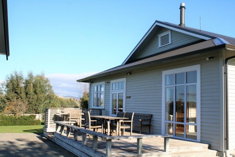 Photo of property in 183 Cowper Road, Dannevirke, 4976