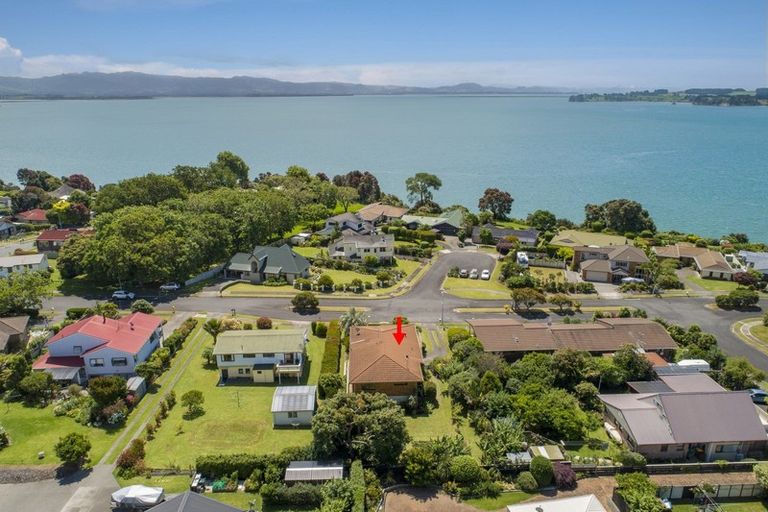 Photo of property in 12 Myrtle Drive, Omokoroa, 3114