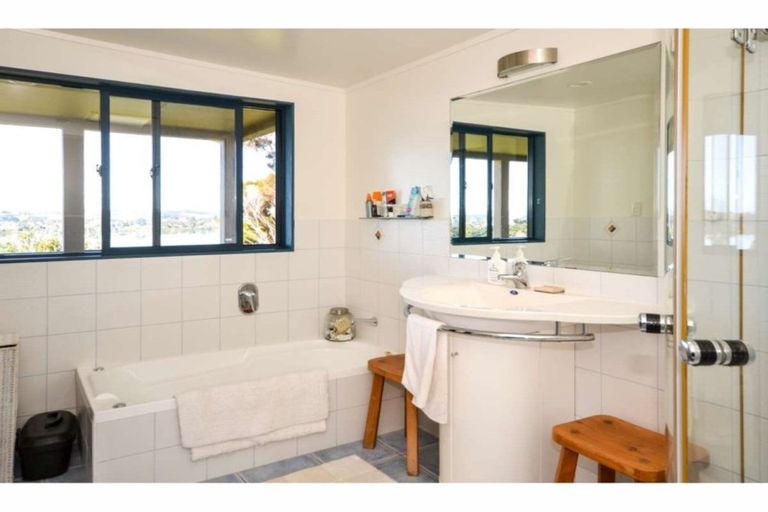 Photo of property in 15 Bush Point Road, Kerikeri, 0294