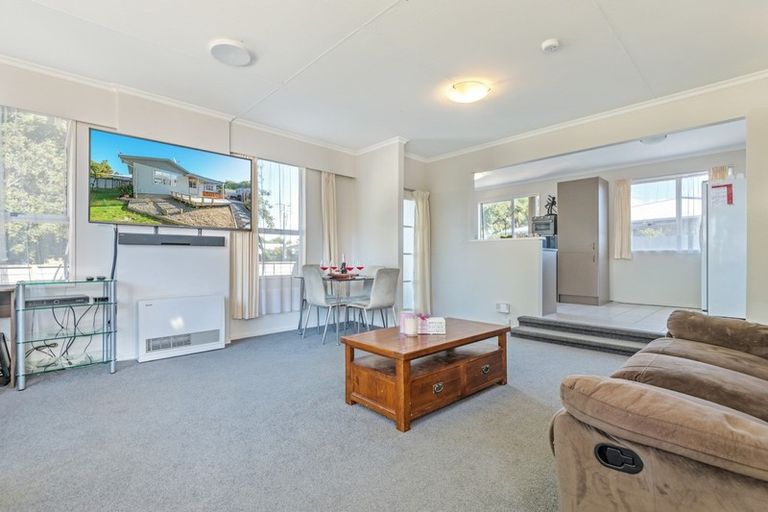 Photo of property in 12 Robinson Crescent, Westbrook, Palmerston North, 4412