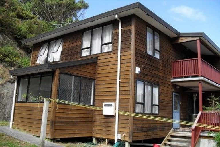 Photo of property in 20 Melrose Road, Island Bay, Wellington, 6023