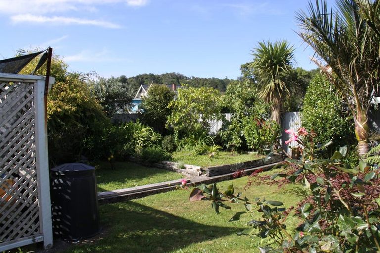 Photo of property in 32 Marlborough Street, Greymouth, 7805