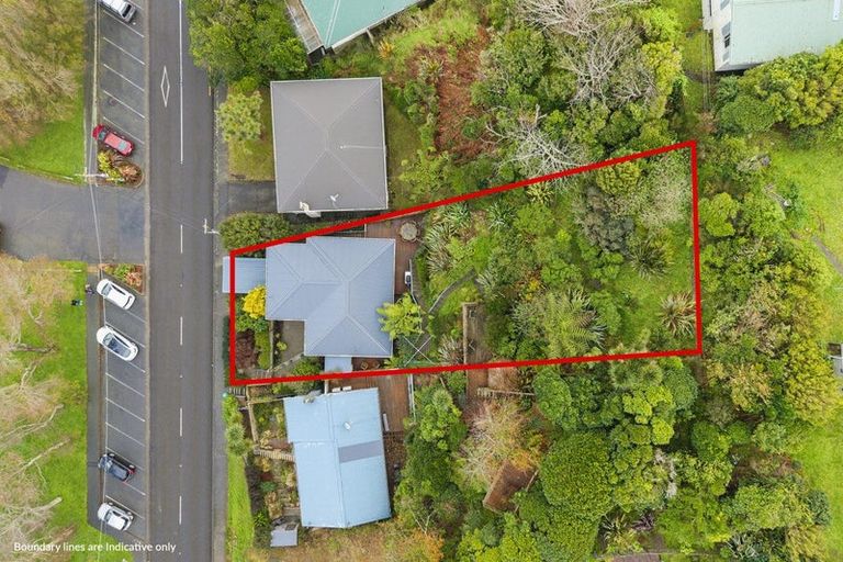 Photo of property in 88 Broderick Road, Johnsonville, Wellington, 6037