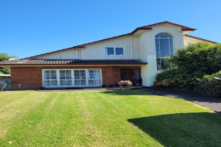 Photo of property in 13 Swanson Oaks, Swanson, Auckland, 0612
