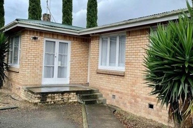 Photo of property in 4 Aurora Terrace, Hillcrest, Hamilton, 3216