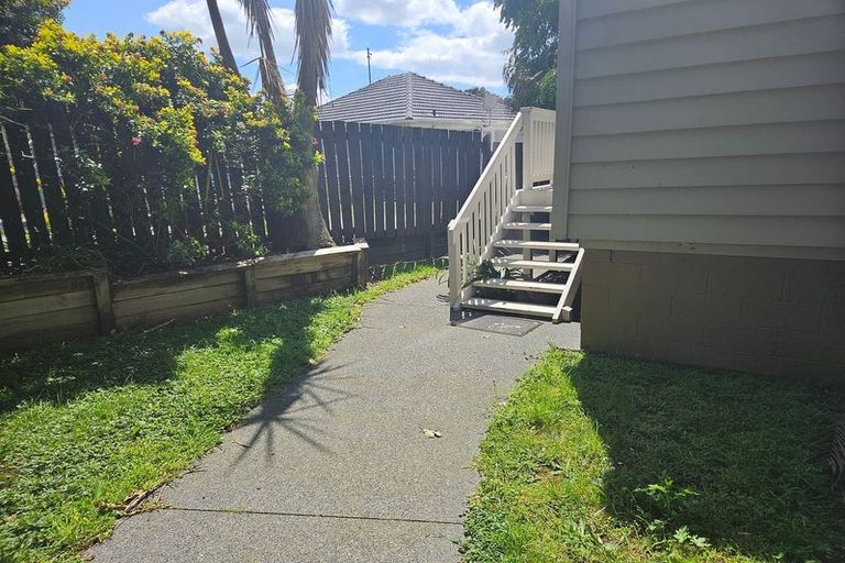 Photo of property in 59 Ernie Pinches Street, Wesley, Auckland, 1041