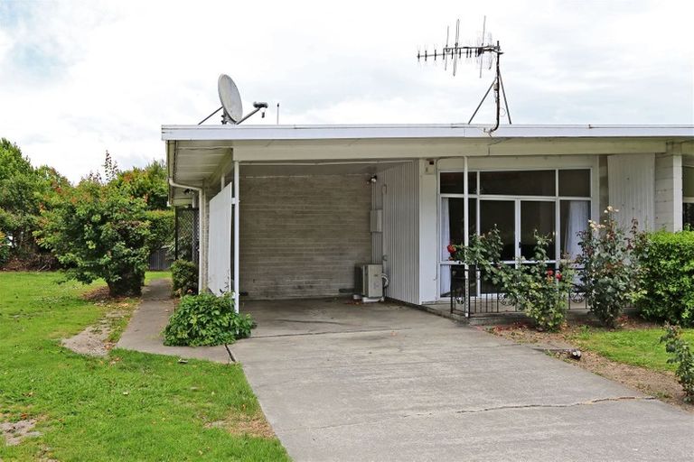 Photo of property in 247 Kenilworth Road, Mayfair, Hastings, 4122