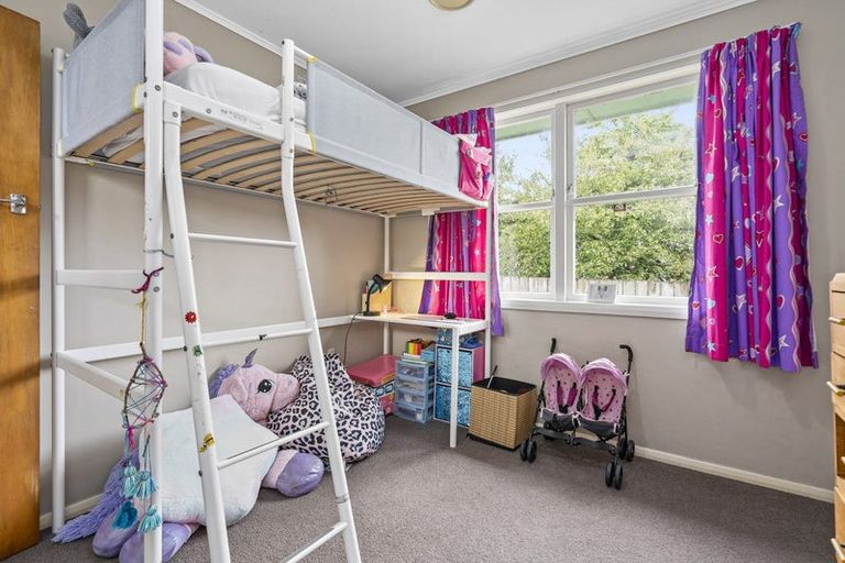 Photo of property in 105 Shakespeare Street, Leamington, Cambridge, 3432