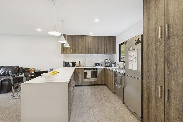 Photo of property in 21 Holystone Road, Whitby, Porirua, 5024