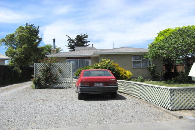 Photo of property in 56 Waitikiri Drive, Parklands, Christchurch, 8083