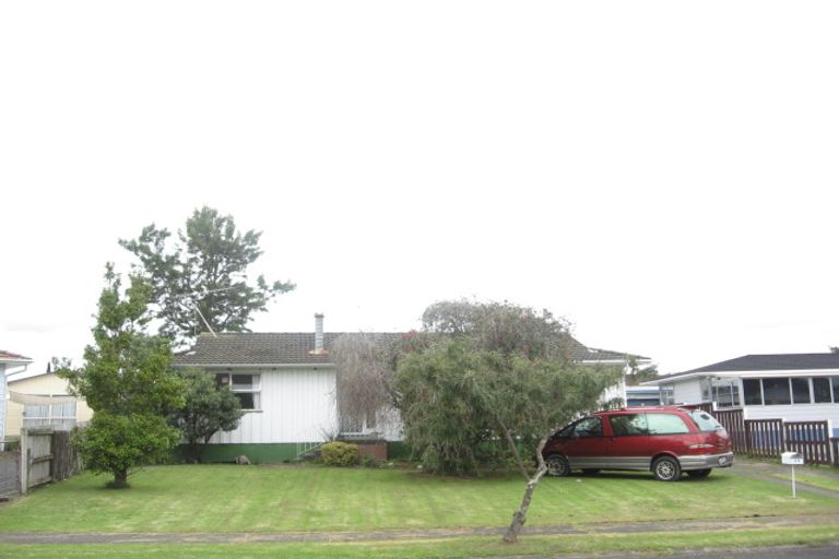 Photo of property in 48 Reelick Avenue, Pakuranga Heights, Auckland, 2010