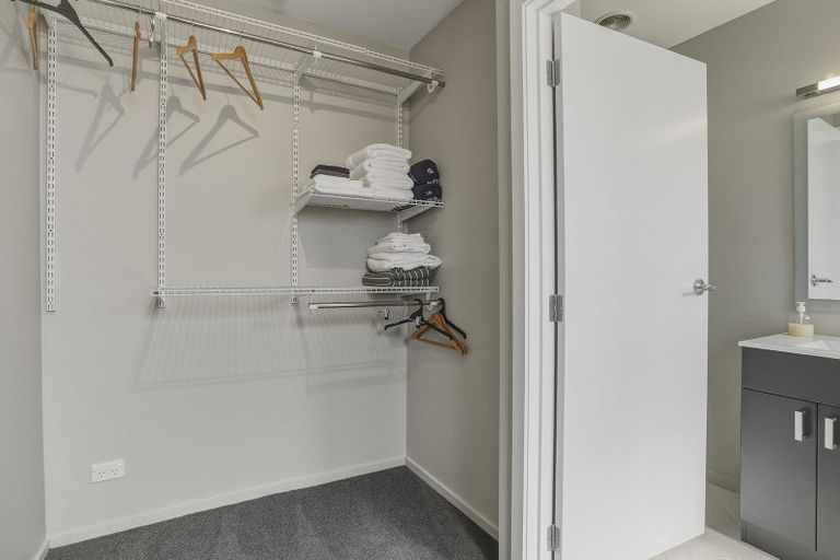 Photo of property in 43 Bradshaw Street, South Dunedin, Dunedin, 9012