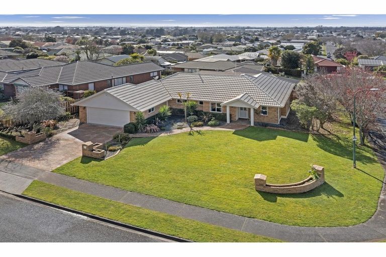 Photo of property in 53 Bartholomew Drive, Nawton, Hamilton, 3200