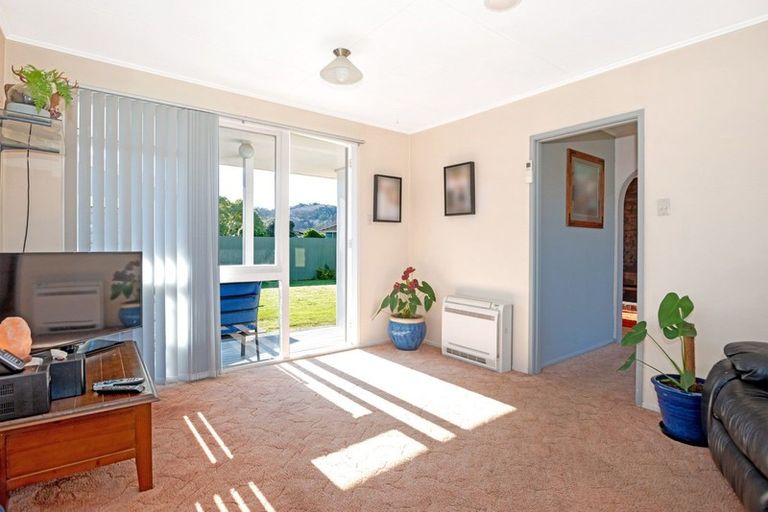 Photo of property in 15 Edward Street, Mangapapa, Gisborne, 4010