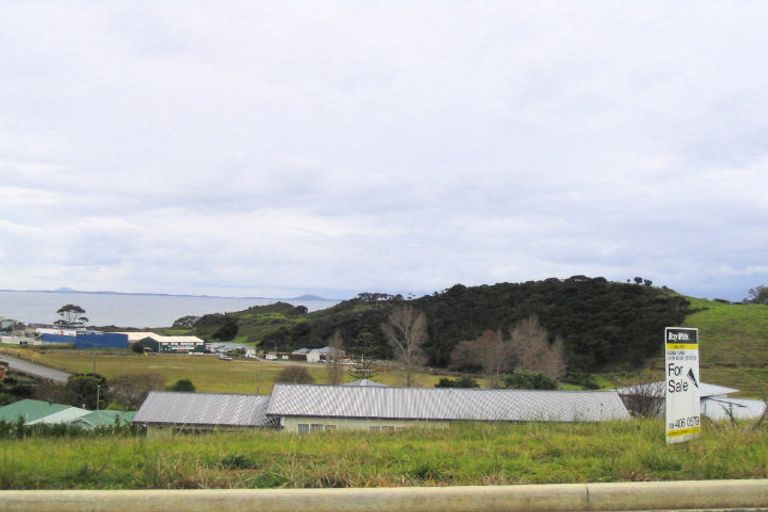 Photo of property in 21 Torsby Road, Coopers Beach, 0420