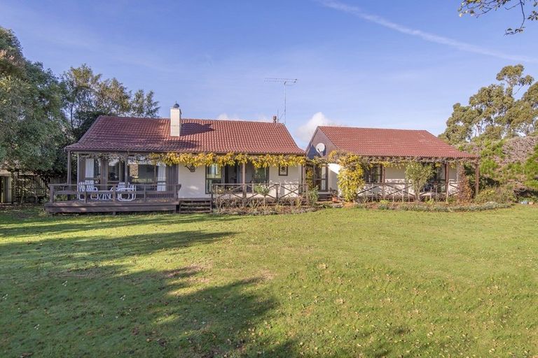 Photo of property in 120 Matthews Road, Motukarara, Tai Tapu, 7672