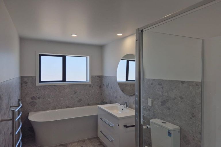 Photo of property in 48 Mangamoteo Street, Lytton West, 4071