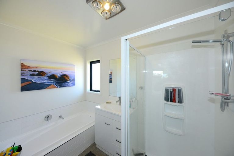 Photo of property in 14 Berners Way, Rolleston, 7615