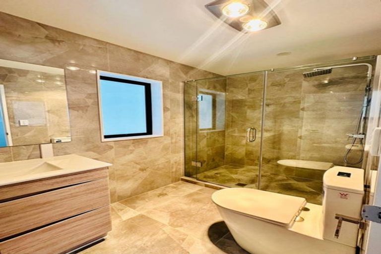 Photo of property in 69 Arimu Road, Papakura, 2110