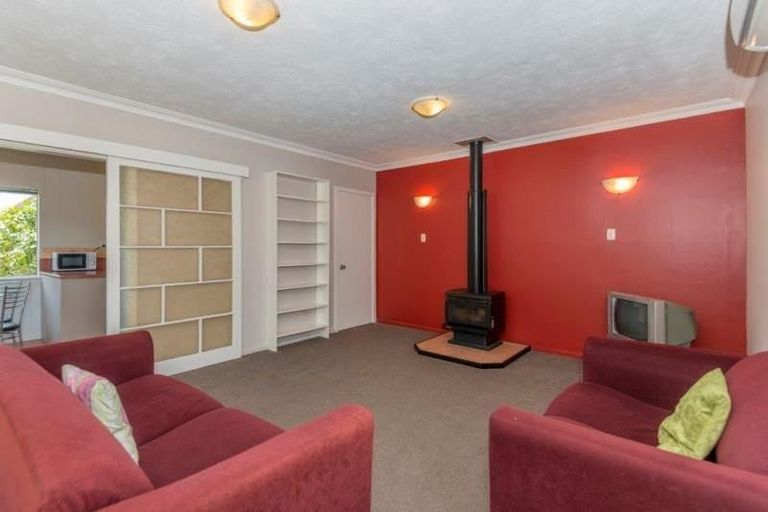 Photo of property in 2/66 Waimairi Road, Upper Riccarton, Christchurch, 8041