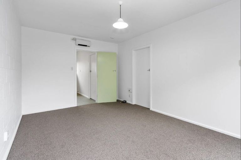 Photo of property in 2/65 Champion Street, Edgeware, Christchurch, 8013