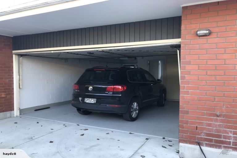 Photo of property in 1/5 Rhyl Place, Bryndwr, Christchurch, 8053