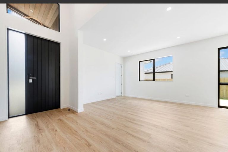 Photo of property in 7 Cutfield Lane, Kumeu, 0810