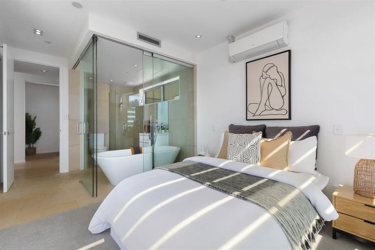 Photo of property in 9/22 Esplanade, Sumner, Christchurch, 8081