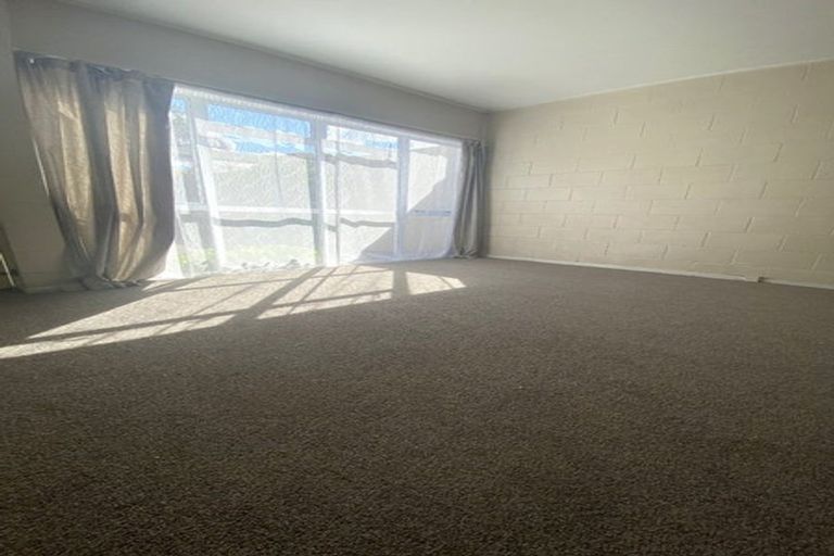 Photo of property in 267 Massey Road, Mangere East, Auckland, 2024