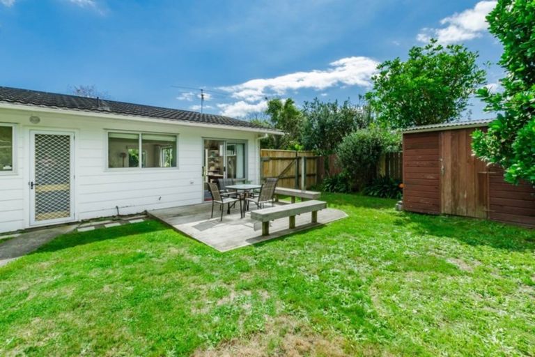 Photo of property in 3a Arthur Grove, Waikanae, 5036