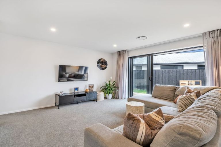 Photo of property in 13 Stackwood Avenue, Woodend, 7610