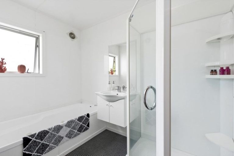 Photo of property in 8 Sherwood Place, Springlands, Blenheim, 7201