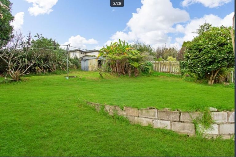 Photo of property in 13 Emirau Place, Glenfield, Auckland, 0629