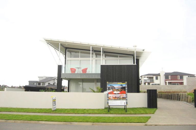 Photo of property in 29 Compass Way, Half Moon Bay, Auckland, 2012