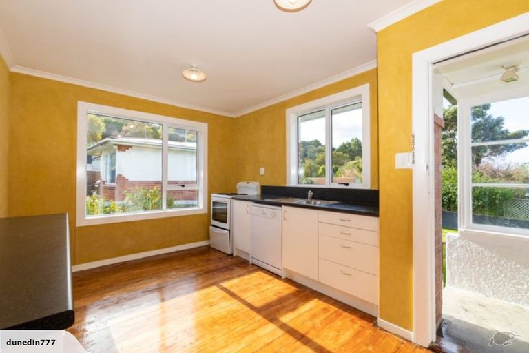 Photo of property in 20 Asquith Street, Caversham, Dunedin, 9012