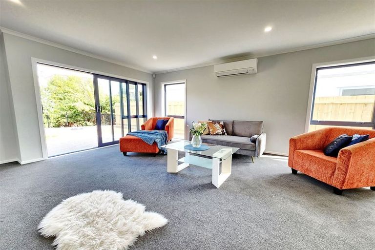 Photo of property in 13 Rotoiti Place, Paraparaumu, 5032