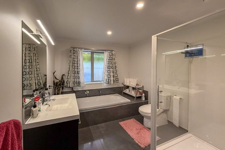 Photo of property in 7 Kara Place, Wharewaka, Taupo, 3330