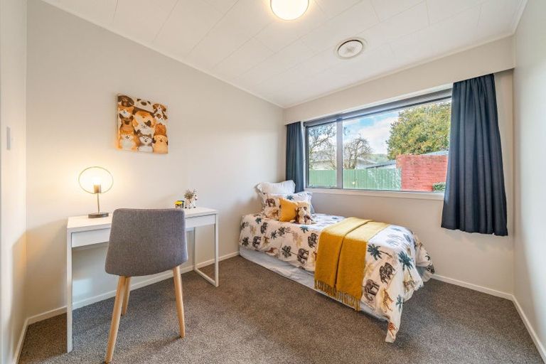 Photo of property in 1a Bracken Street, Wallaceville, Upper Hutt, 5018