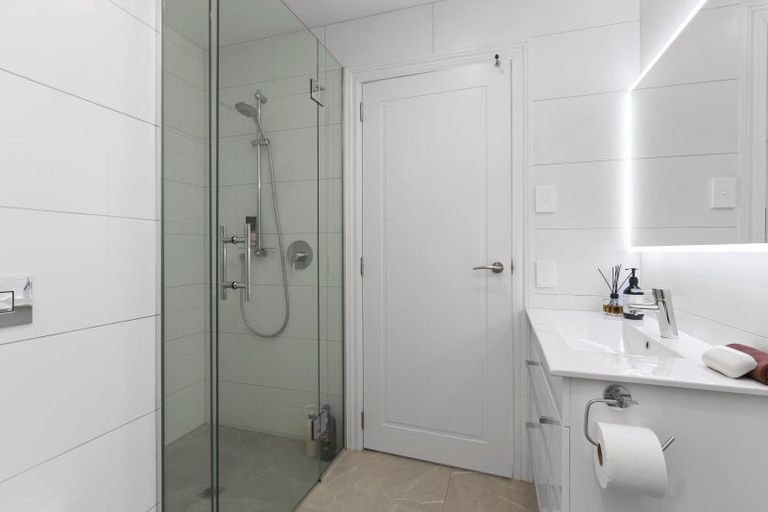 Photo of property in 61a Cashmere Avenue, Khandallah, Wellington, 6035