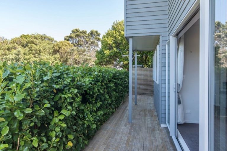 Photo of property in 2/46 Bracken Road, Paparangi, Wellington, 6037