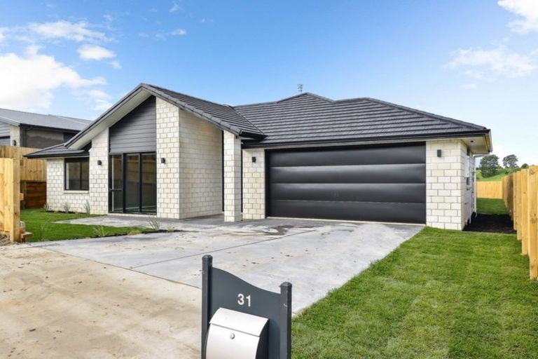 Photo of property in 31 Kapua Crescent, Rototuna North, Hamilton, 3210