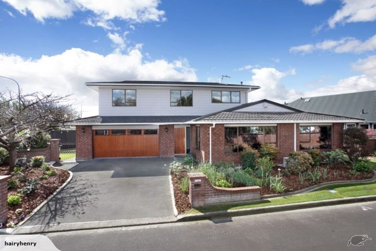 Photo of property in 1 Ngahere Court, Awapuni, Palmerston North, 4412