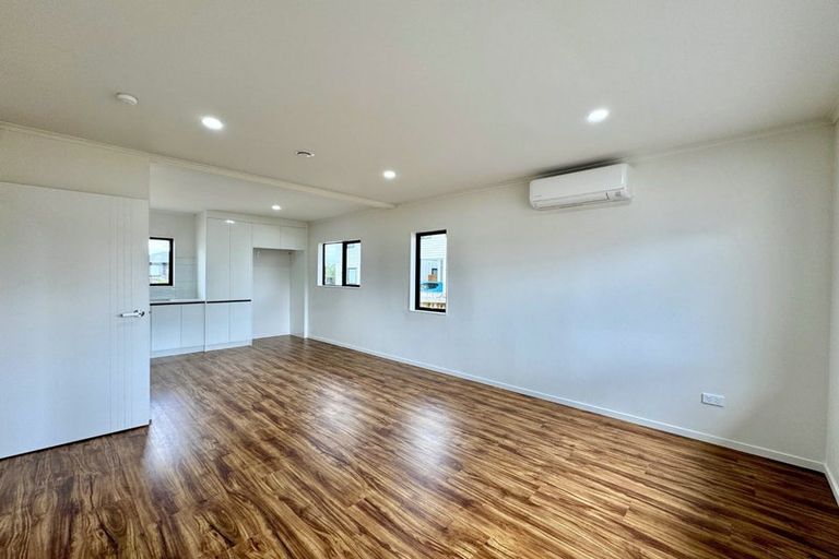 Photo of property in 70 Mahia Road, Manurewa, Auckland, 2102