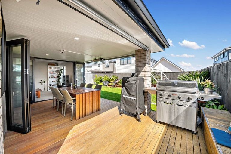 Photo of property in 6b Dale Road, Whenuapai, Auckland, 0618